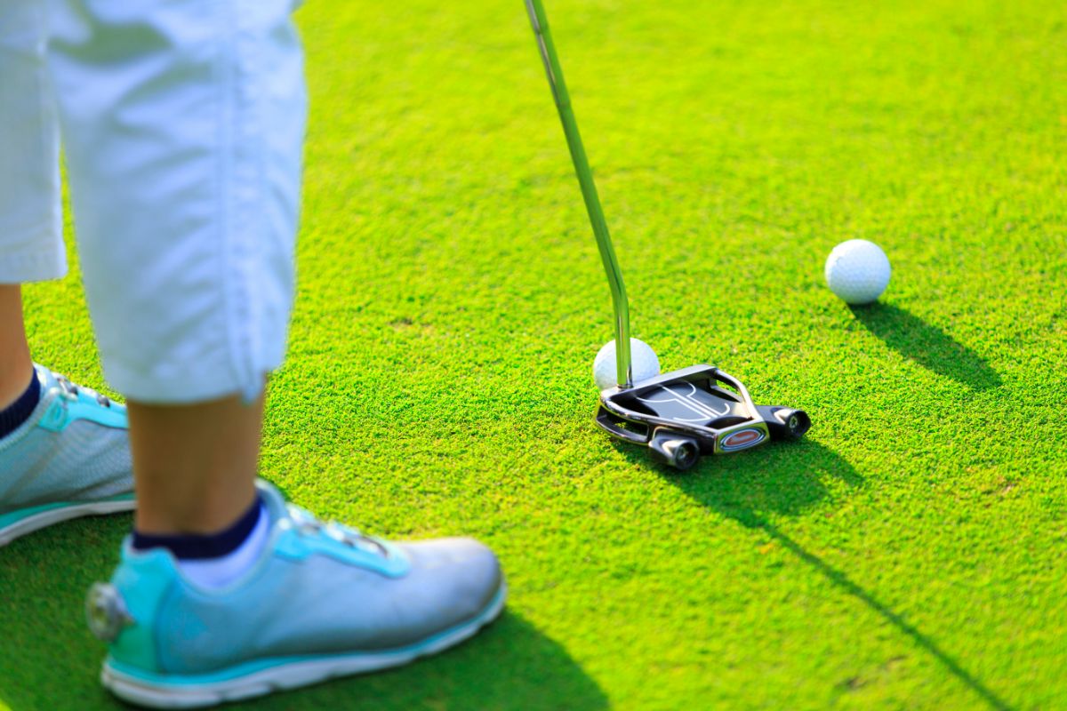 How To Measure Putter Length